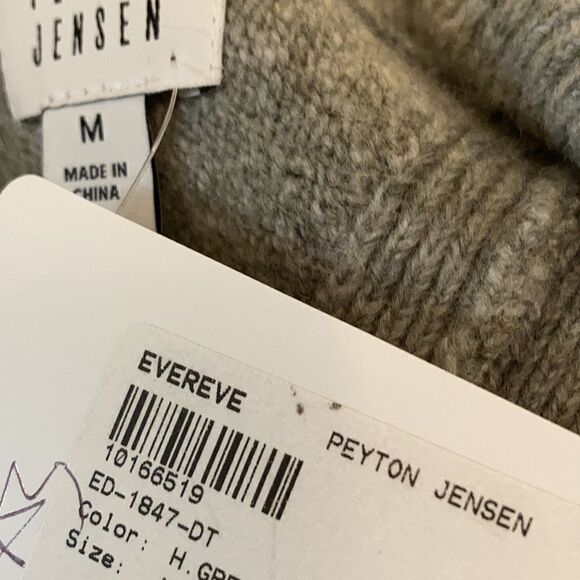PEYTON JENSON Lo Cold Shoulder Sweater Grey Sz M #10166519 NWT - Picture 5 of 7